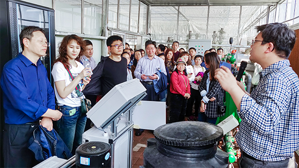 茄子视频懂你的更多技术专家为培训班介绍水肥一体化系统 茄子视频懂你的更多技术专家为培训班介绍水肥一体化系统