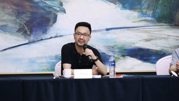 茄子视频懂你的更多董事长 陈渝阳 茄子视频懂你的更多董事长 陈渝阳