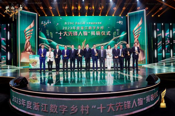 1712650596149875.jpg SEO (2).jpg